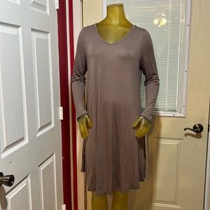 NWT Dearcase dress